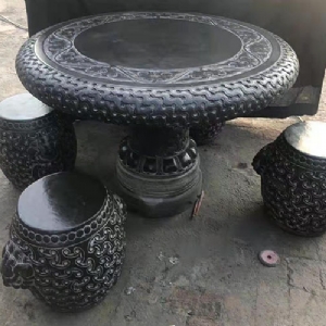 石桌石凳