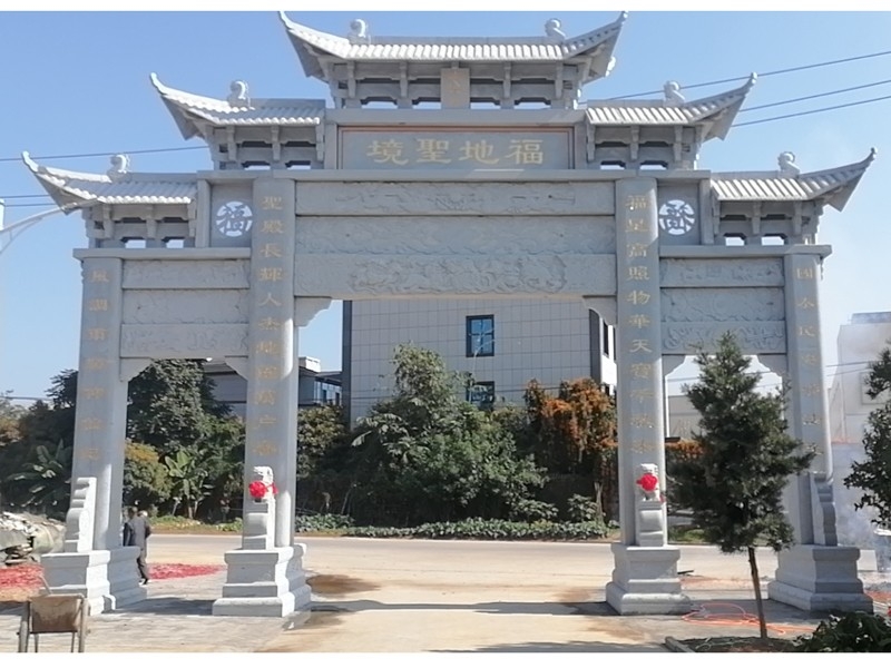 石雕牌楼