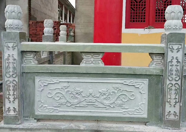 鲁灰石栏杆