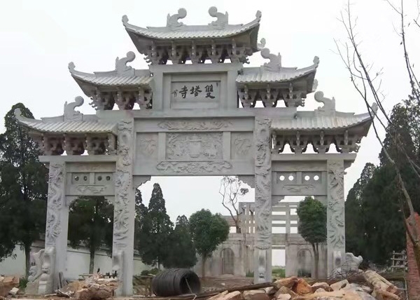 石牌楼