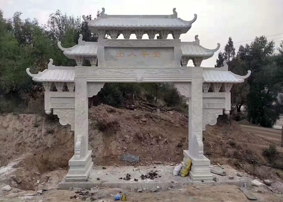 石牌楼